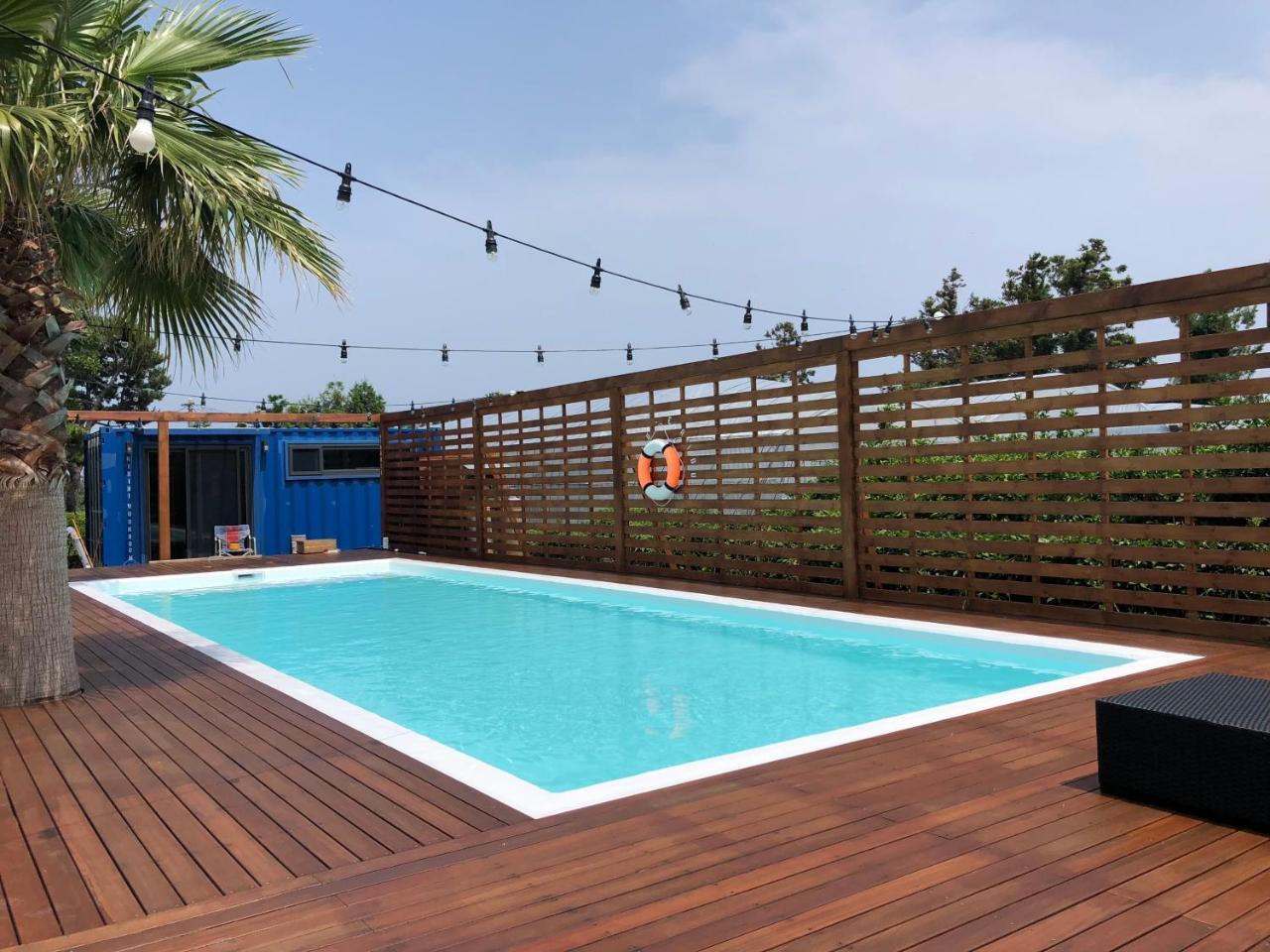 Hotel Eridu Cafe N Beds Seogwipo Esterno foto